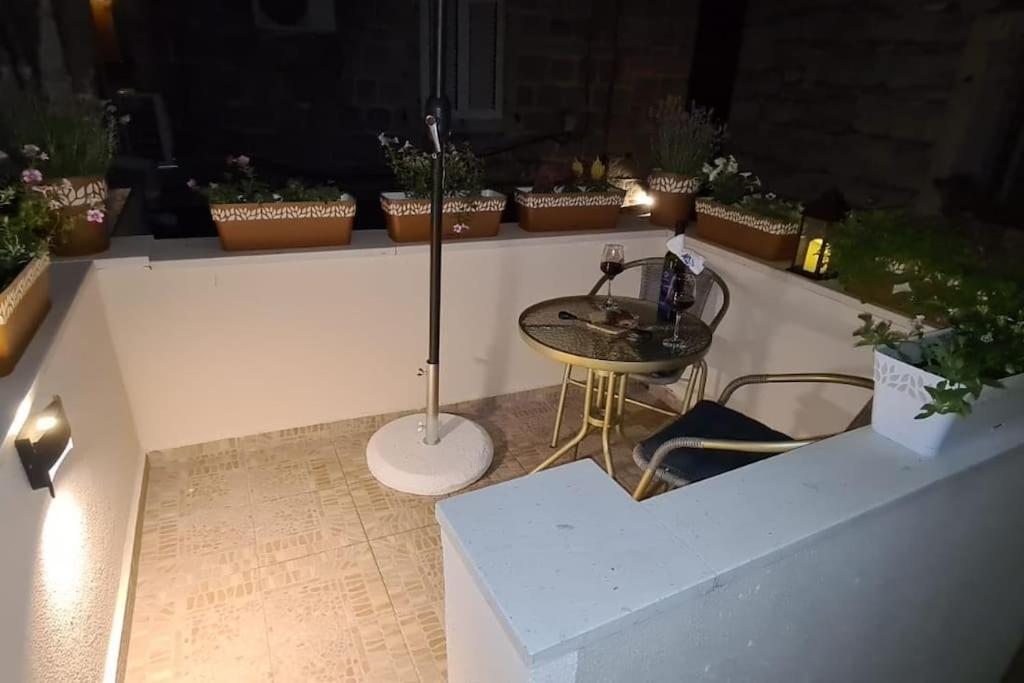 Diva 1,Stylish Old Town Studio Apartment Near Beach Split Dış mekan fotoğraf